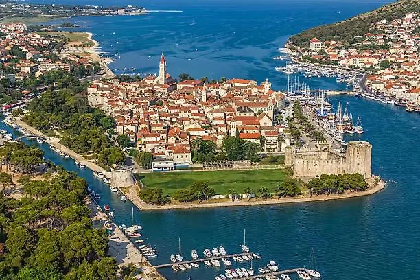 Apartment Kvesic Trogir Croatia