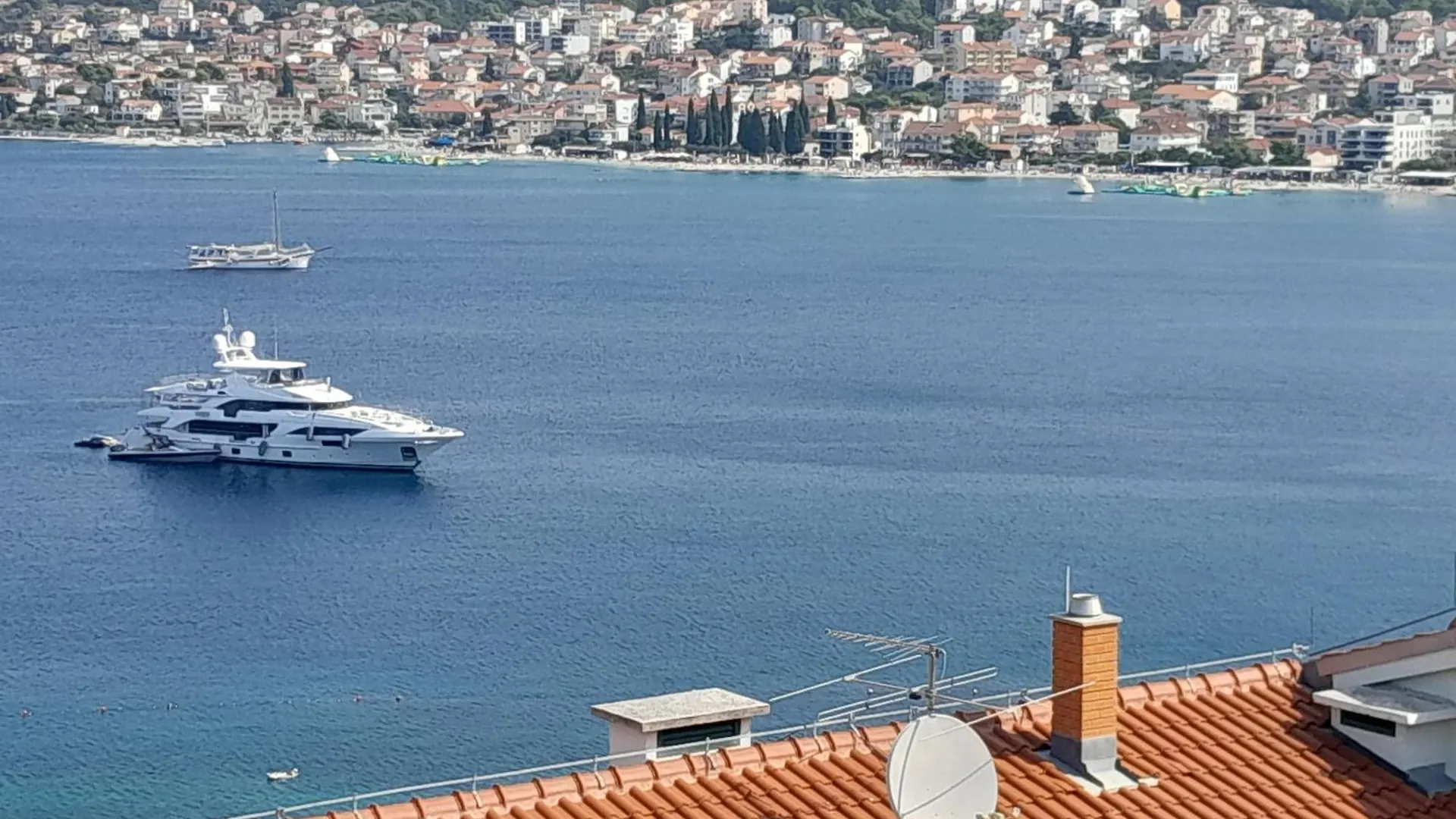 Apartment Kvesic Trogir